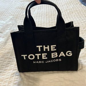 Marc Jacob’s the tote bag